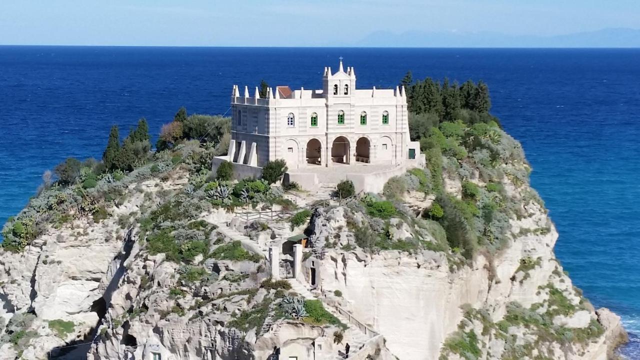 Hotel Damanse Santa Domenica  Eksteriør bilde